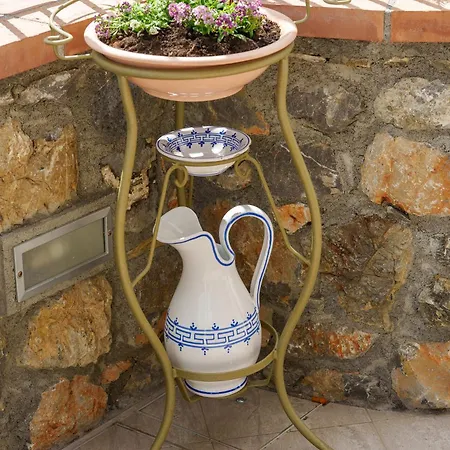 Zi Rosa Bed & Breakfast 3*