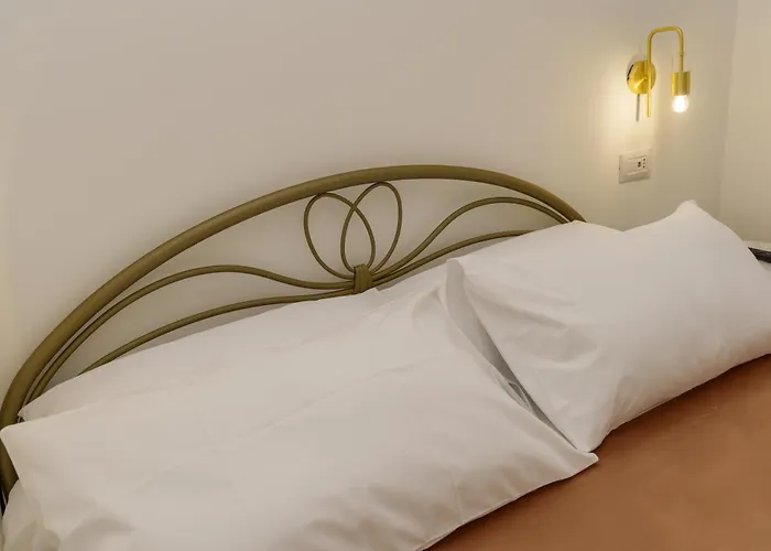 Zi Rosa 住宿加早餐酒店 圣尼科拉阿尔切拉